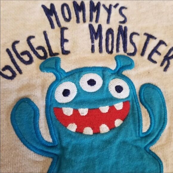 Giggle monster sweater 5 for $25 - Picture 2 of 3